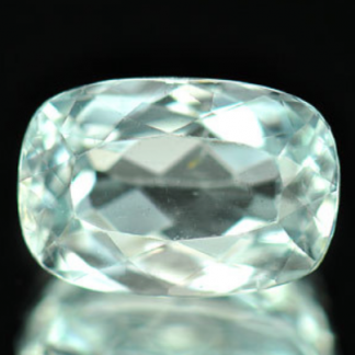 untreated-aquamarine-loose-gemstone-310