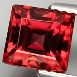 Genuine-Zircon-loose-gemstone-248b
